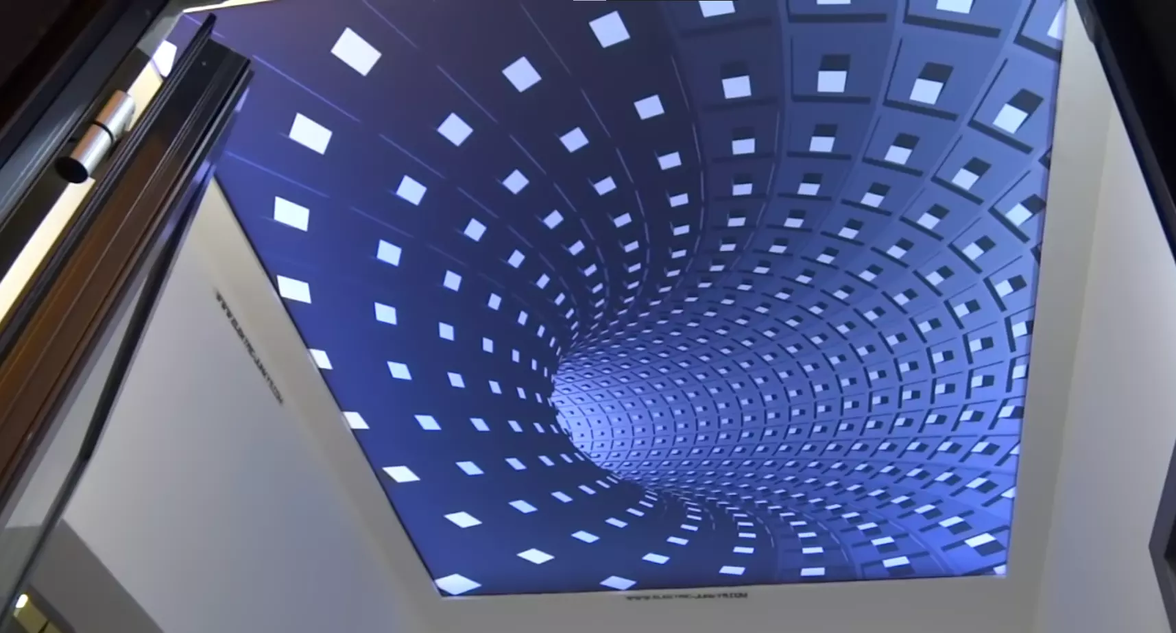 Киров, проспект Строителей, 11, фото 3