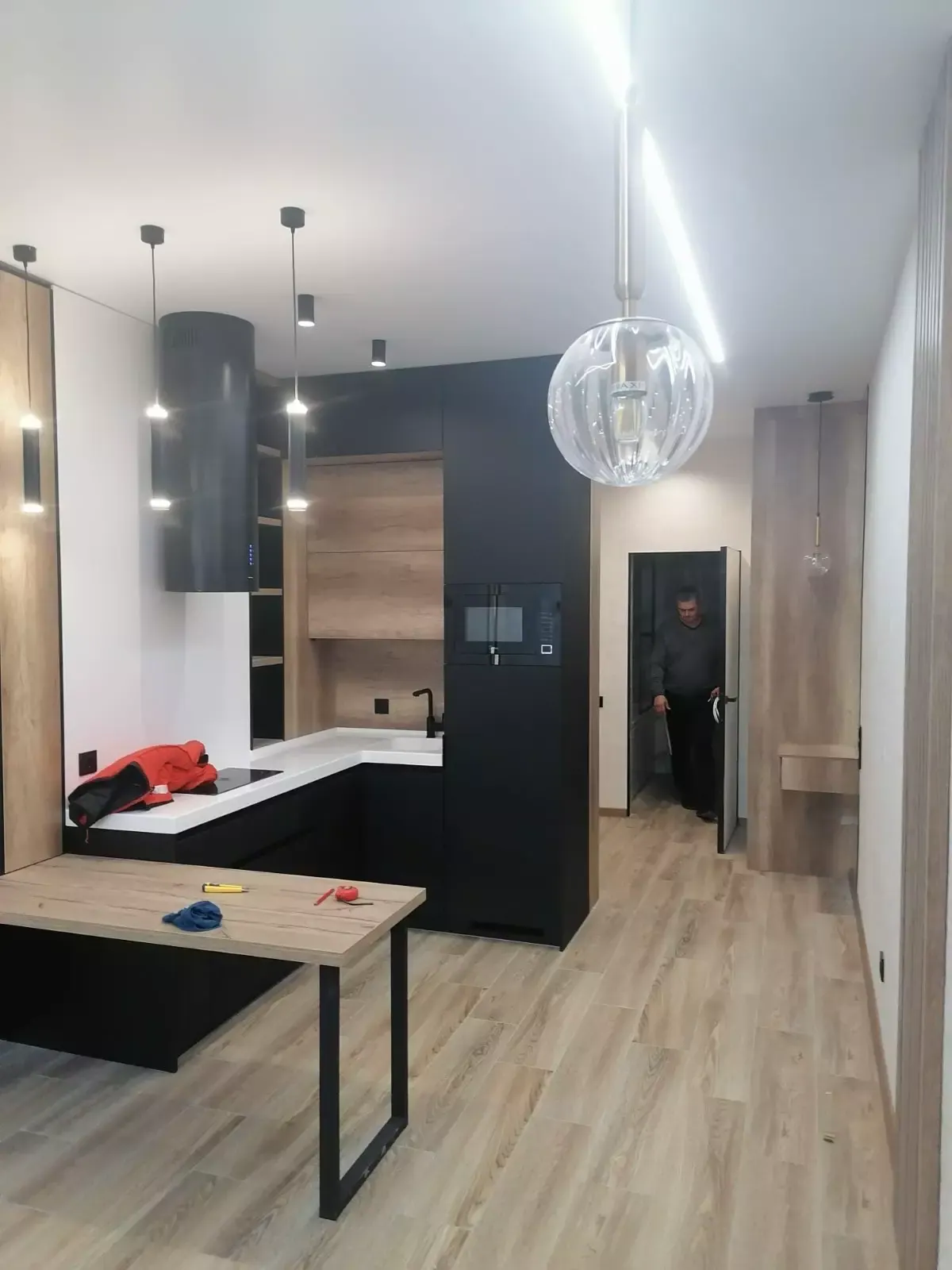 Натяжной потолок в квартиру — Ялта, Киевская улица, 36Б, фото 1